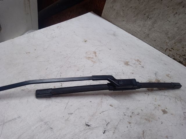 bontott VW POLO V Jobb első Ablaktörlő Kar