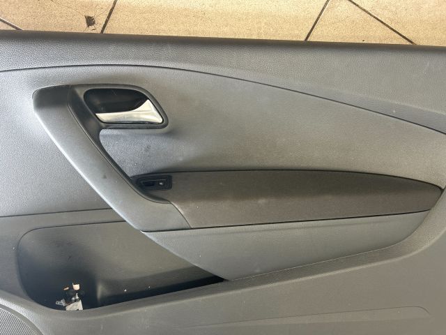 bontott VW POLO V Jobb első Ajtó Kárpit