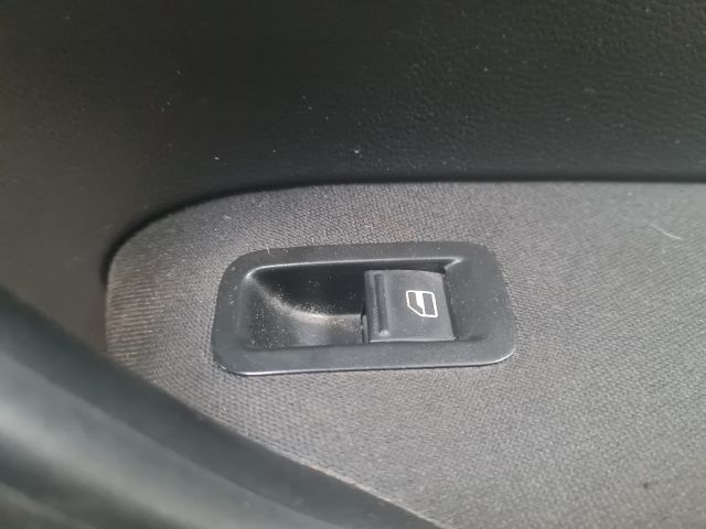 bontott VW POLO V Jobb első Ajtó Kárpit