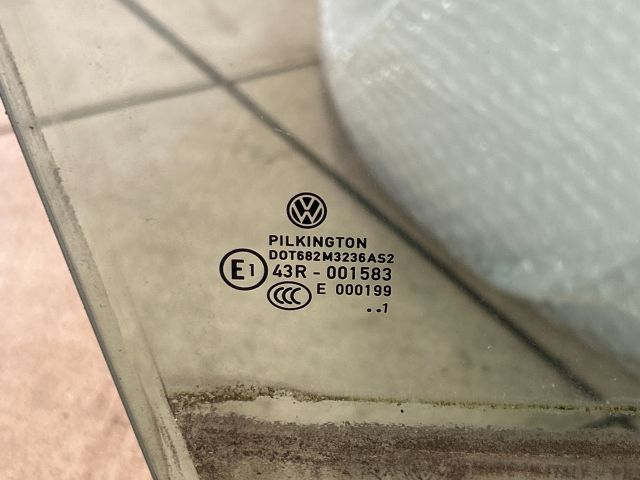 bontott VW POLO V Jobb első Ajtó Kárpit