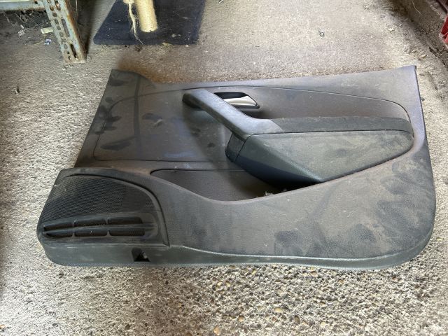 bontott VW POLO V Jobb első Ajtó Kárpit