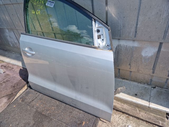 bontott VW POLO V Jobb első Ajtó (Részeivel)