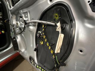 bontott VW POLO V Jobb első Ajtó (Részeivel)