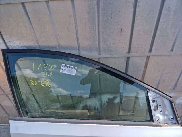 bontott VW POLO V Jobb első Ajtó (Részeivel)