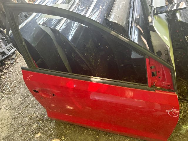 bontott VW POLO V Jobb első Ajtó (Üres lemez)