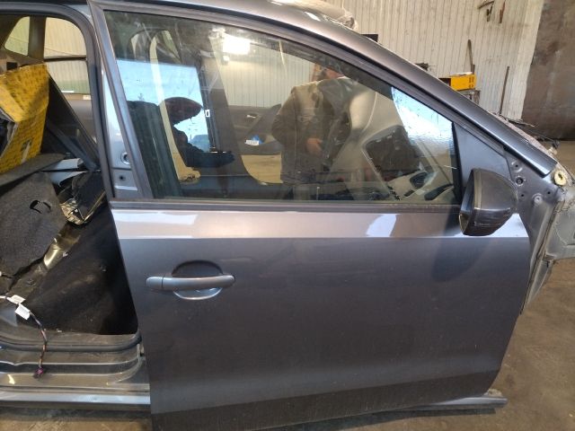 bontott VW POLO V Jobb első Ajtó (Üres lemez)