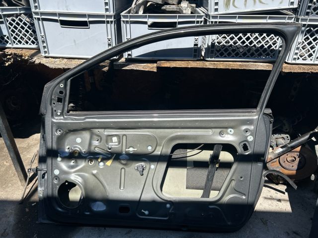 bontott VW POLO V Jobb első Ajtó (Üres lemez)