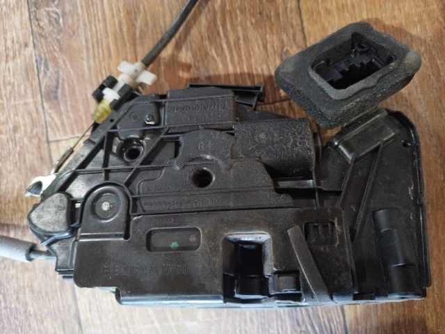 bontott VW POLO V Jobb első Ajtózár