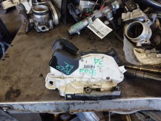 bontott VW POLO V Jobb első Ajtózár