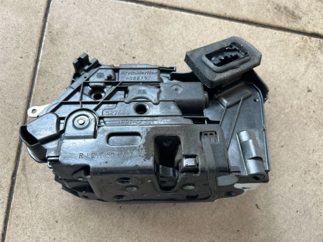 bontott VW POLO V Jobb első Ajtózár