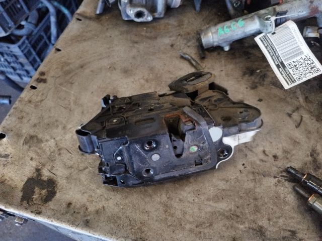 bontott VW POLO V Jobb első Ajtózár