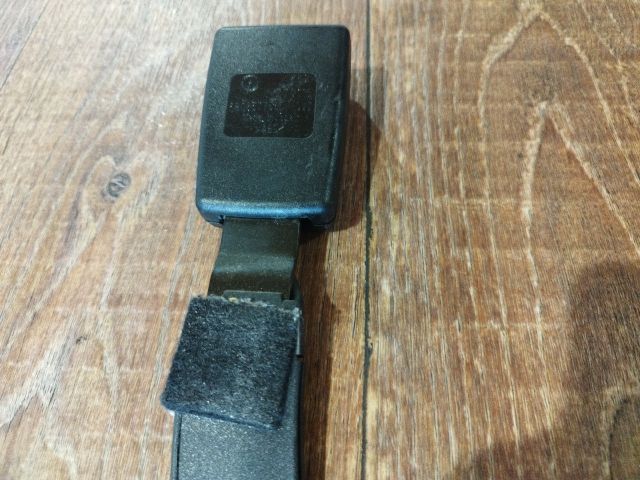 bontott VW POLO V Jobb első Biztonsági Öv Csat