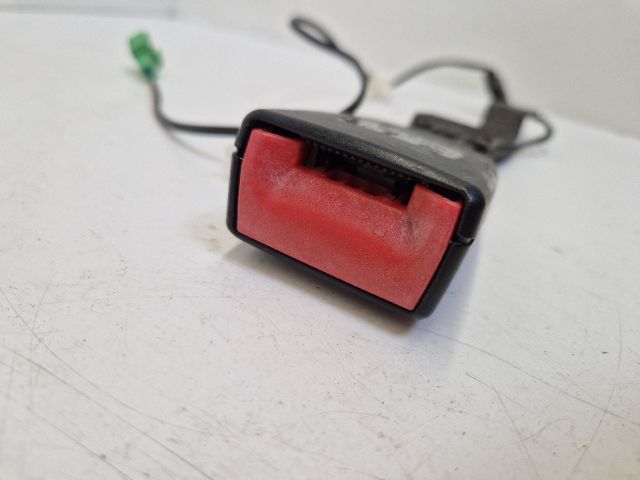 bontott VW POLO V Jobb első Biztonsági Öv Csat