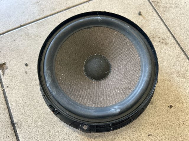 bontott VW POLO V Jobb első Hangszóró