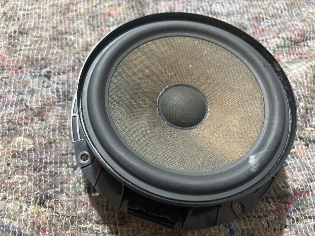 bontott VW POLO V Jobb első Hangszóró