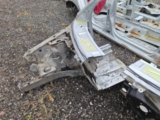 bontott VW POLO V Jobb első Negyed Karosszéria Csomag