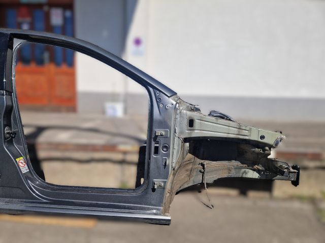 bontott VW POLO V Jobb első Negyed Karosszéria Csomag