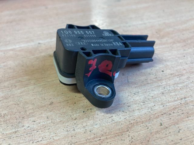 bontott VW POLO V Jobb első Oldal Ütközés Érzékelő