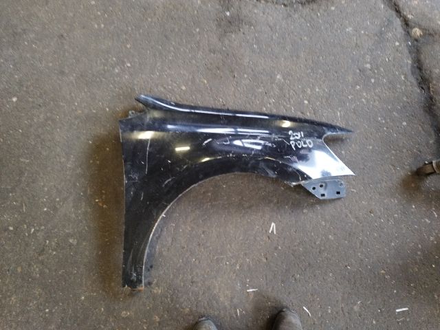 bontott VW POLO V Jobb első Sárvédő