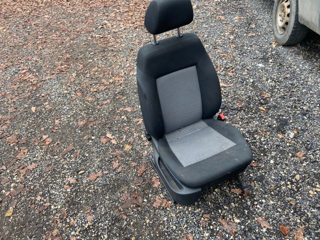 bontott VW POLO V Jobb első Ülés