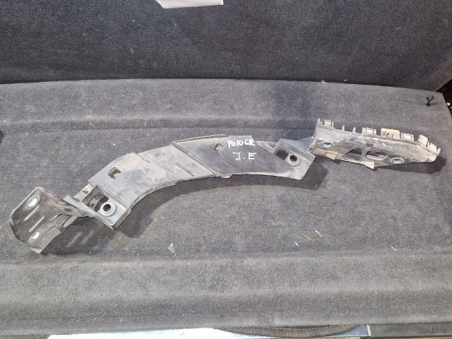 bontott VW POLO V Jobb Fényszóró Tartó