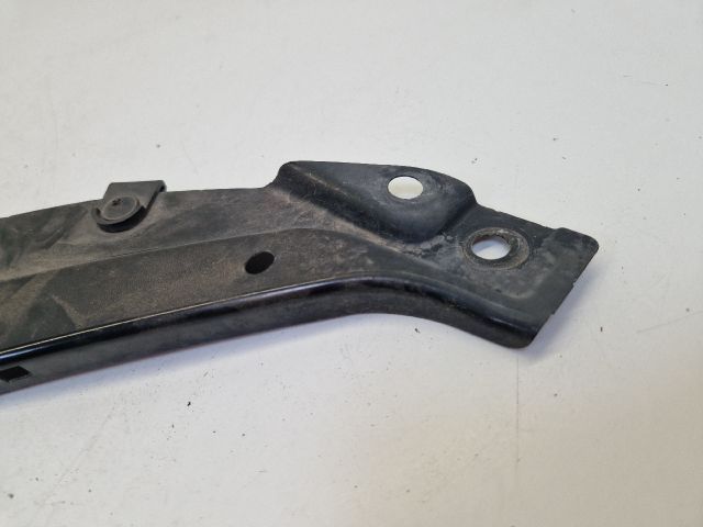 bontott VW POLO V Jobb Fényszóró Tartó