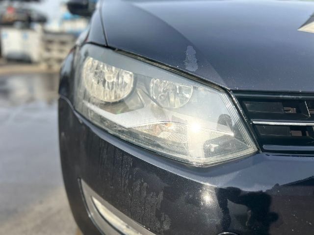bontott VW POLO V Jobb Fényszóró
