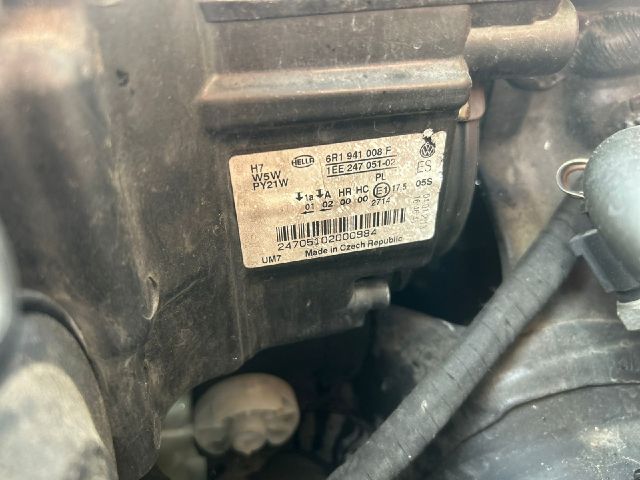 bontott VW POLO V Jobb Fényszóró