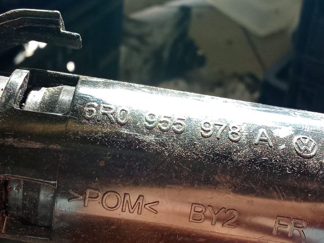 bontott VW POLO V Jobb Fényszórómosó Fúvóka