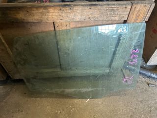 bontott VW POLO V Jobb hátsó Ablak