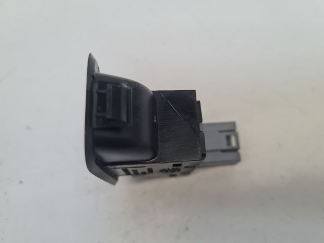 bontott VW POLO V Jobb hátsó Ablakemelő Kapcsoló