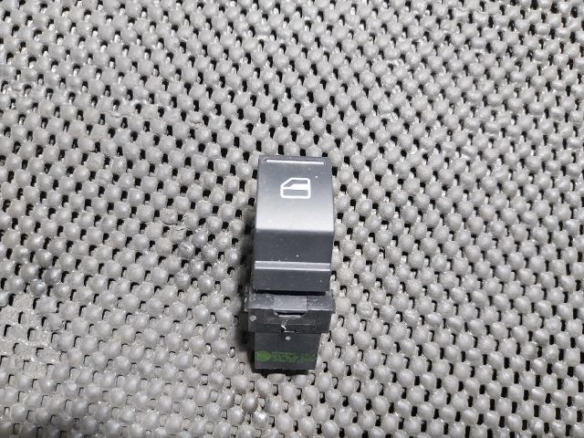 bontott VW POLO V Jobb hátsó Ablakemelő Kapcsoló