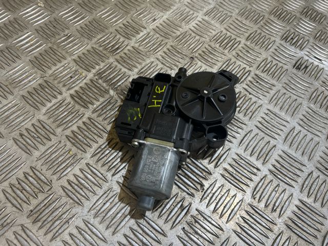 bontott VW POLO V Jobb hátsó Ablakemelő Motor