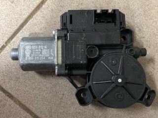 bontott VW POLO V Jobb hátsó Ablakemelő Motor