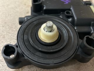 bontott VW POLO V Jobb hátsó Ablakemelő Motor