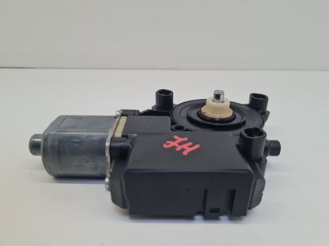 bontott VW POLO V Jobb hátsó Ablakemelő Motor