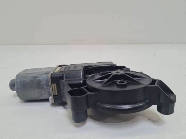 bontott VW POLO V Jobb hátsó Ablakemelő Motor