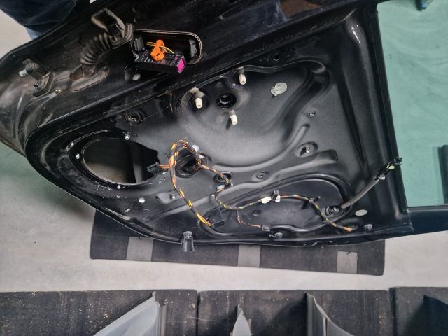 bontott VW POLO V Jobb hátsó Ajtó (Üres lemez)