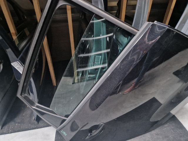 bontott VW POLO V Jobb hátsó Ajtó (Üres lemez)