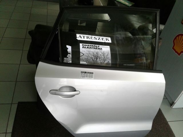 bontott VW POLO V Jobb hátsó Ajtózár