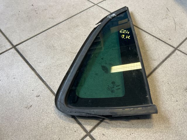 bontott VW POLO V Jobb hátsó Fixüveg (Ajtóban)