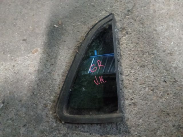 bontott VW POLO V Jobb hátsó Fixüveg (Ajtóban)