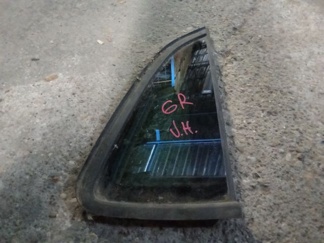 bontott VW POLO V Jobb hátsó Fixüveg (Ajtóban)