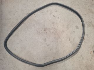 bontott VW POLO V Jobb hátsó Gumikéder