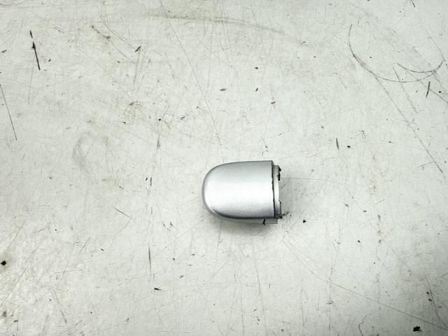 bontott VW POLO V Jobb hátsó Kilincs Burkolat