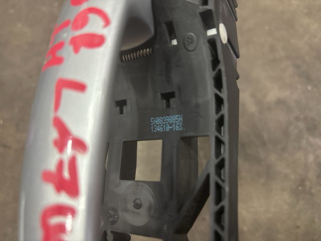 bontott VW POLO V Jobb hátsó Külső Kilincs