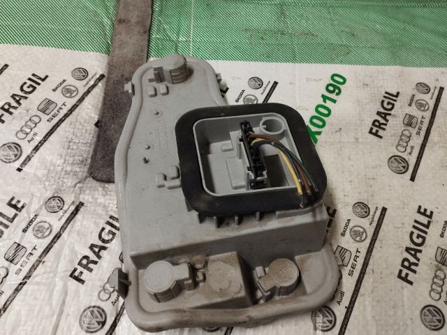 bontott VW POLO V Jobb Hátsó Lámpa Foglalat