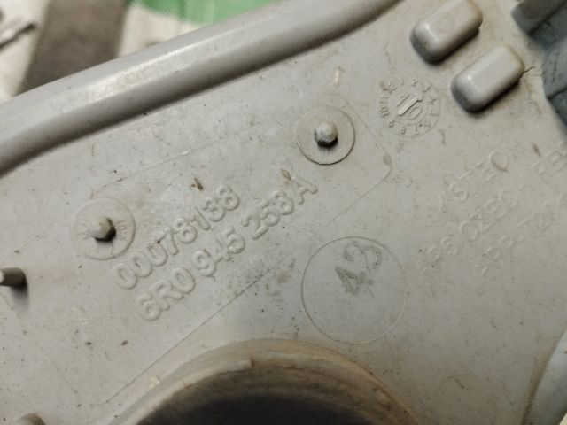 bontott VW POLO V Jobb Hátsó Lámpa Foglalat