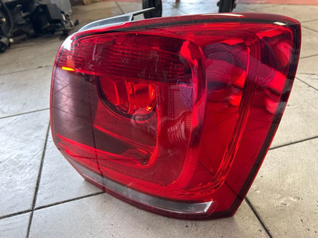 bontott VW POLO V Jobb Hátsó Lámpa