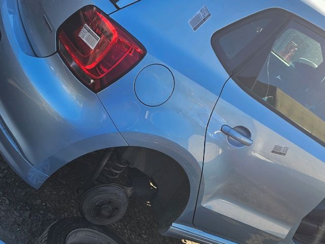 bontott VW POLO V Jobb hátsó Negyed Karosszéria Csomag